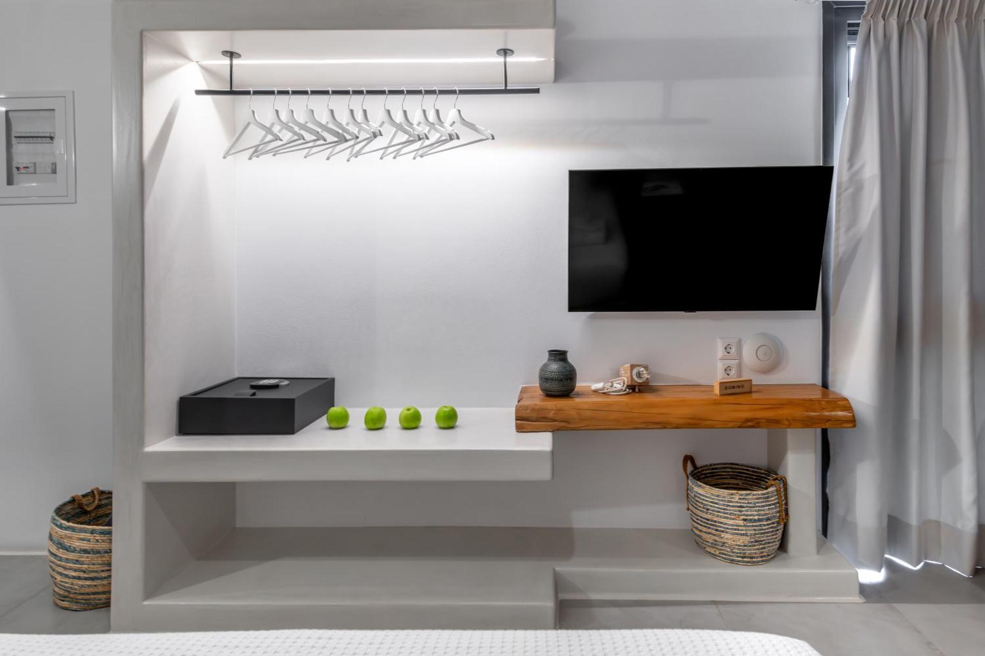 Aelia Suites Adamantas  Dış mekan fotoğraf